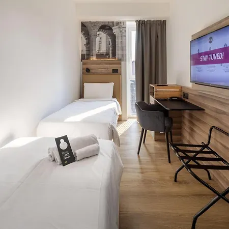 B&B HOTEL Como Baradello-2